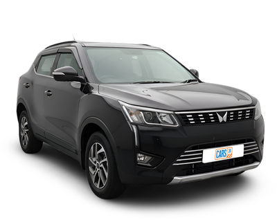 2024 Mahindra XUV300 - SUV - Petrol - Manual - ₹9.30 lakh